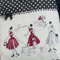 Aïda : Sac «Mademoiselle en rouge» à broder au point de croix