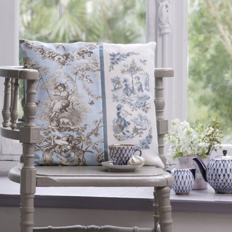 Aïda : Coussin «Toile de Jouy» bleu