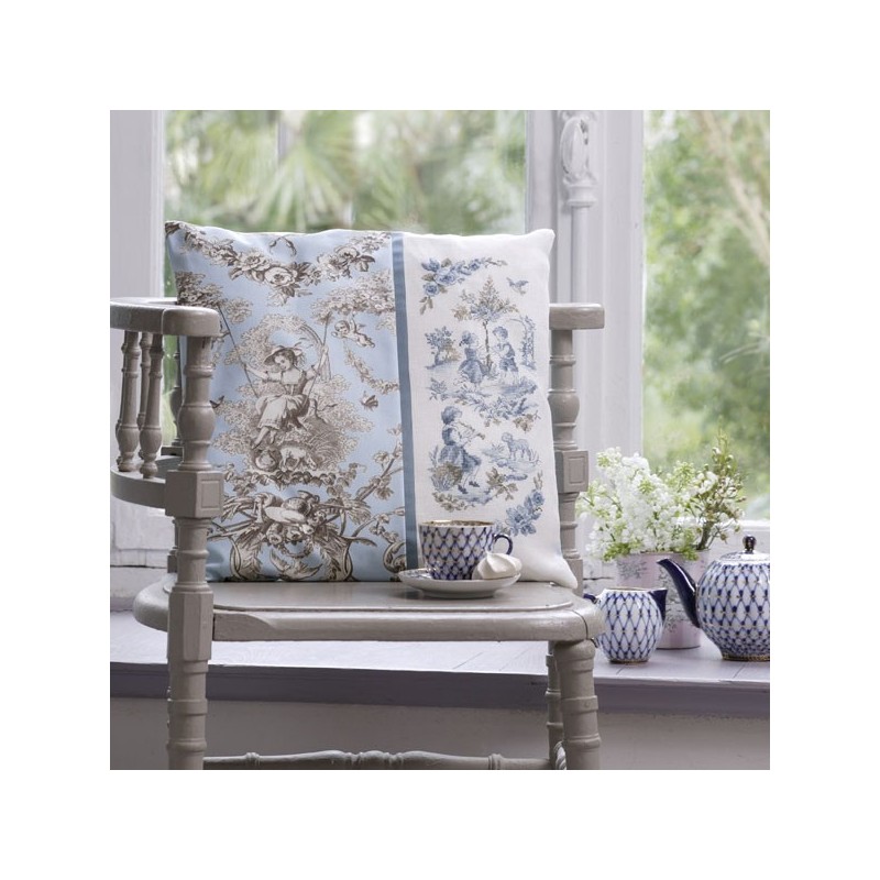 Lin : Coussin «Toile de Jouy» bleu à broder au point de croix