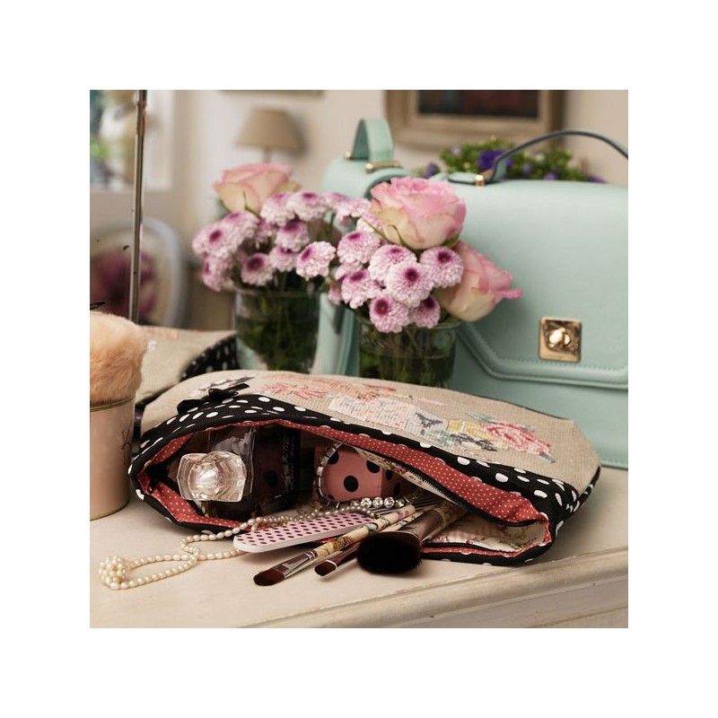 Aida: Maxi pouch «Daisy» to cross stitch