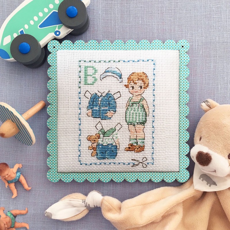 «Paper dolls» A big alphabet chart