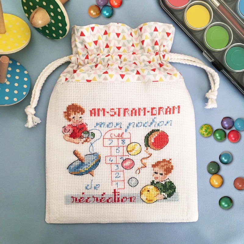 The Grand Story «L'école»