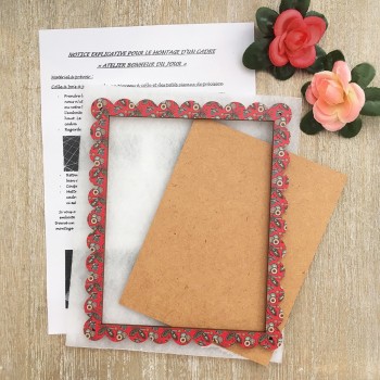 «Cachemire» Scalloped Frame