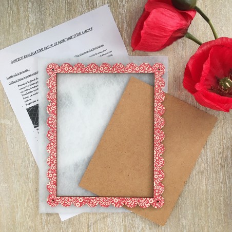 « Poppy » Scalloped Frame