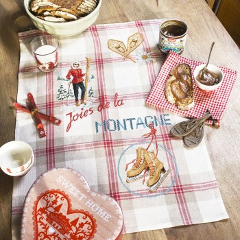 Lin : Torchon « Joies de la montagne » à broder au point de croix