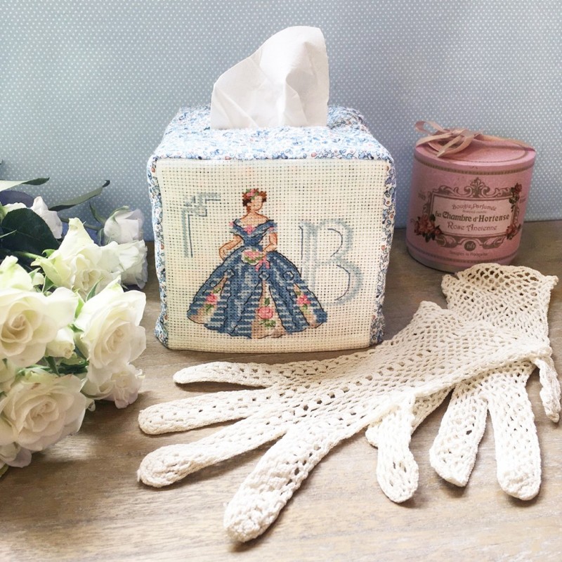 «Crinoline» Alphabet Chart