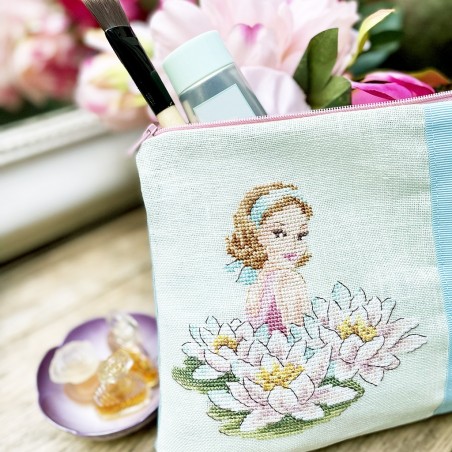 Linen « Velvet beauty » pouch Linen « Velvet beauty » pouch