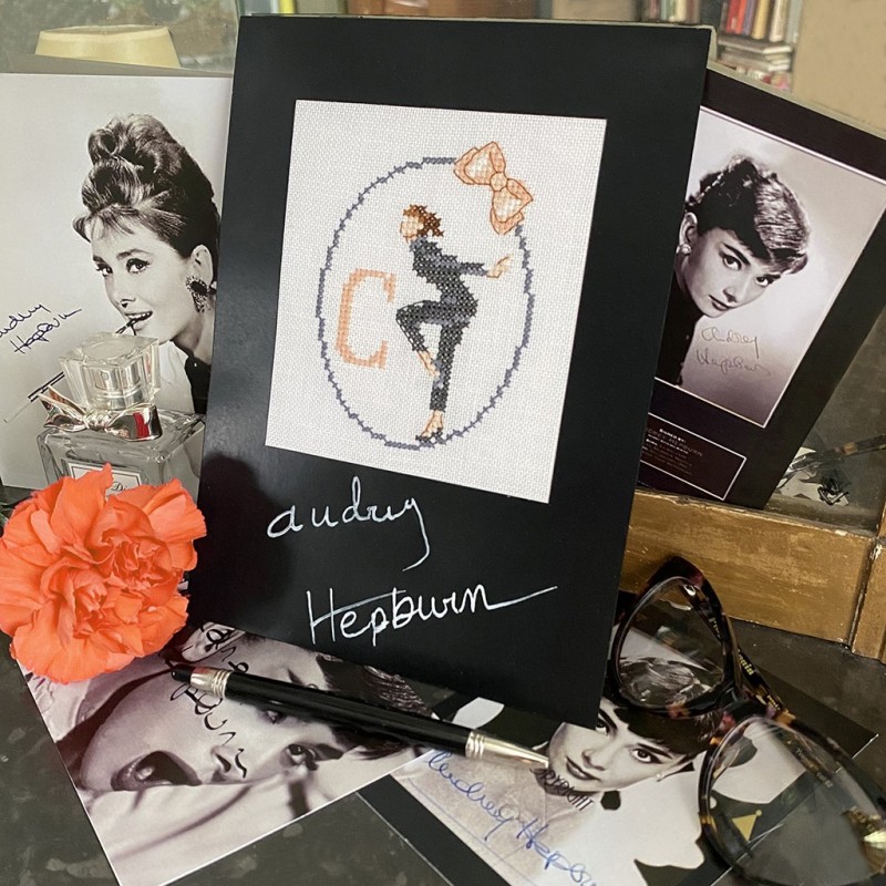 «Style Audrey» Alphabet Chart