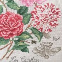 Lin : Étude aux camelias (maxi-grille) à broder au point de croix