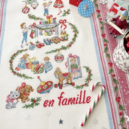 Linen «Christmas family» Tea towel