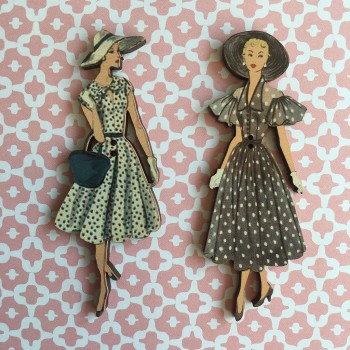 2 buttons « Jacqueline and Ariane »