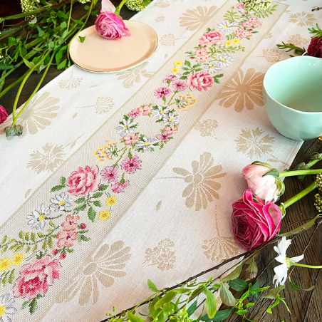 Aïda « Spring Elegance » Table runner