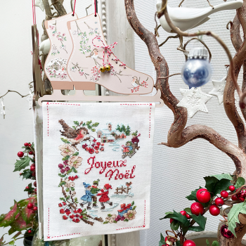 Linen « Santa Claus land » mobile