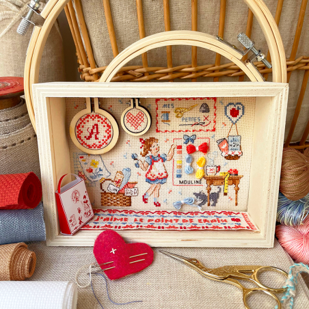 Aïda : La vitrine «Mes petites croix» Aïda : La vitrine «Mes petites croix»