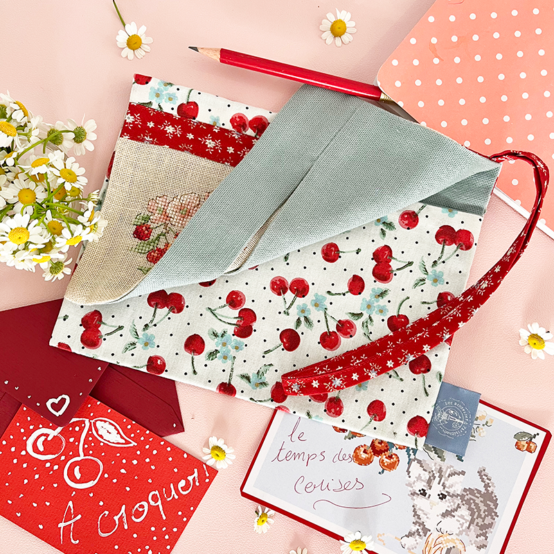 Linen : «Cerisette» pouch