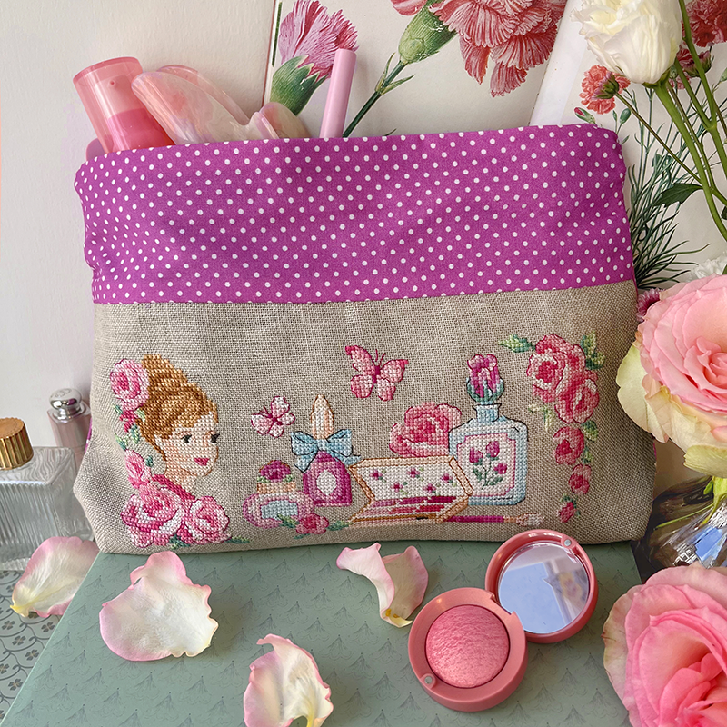 Aida : Maxi pouch «Eau de rose»