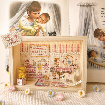 Aïda : La vitrine «Le petit monde de bébé» version Rose